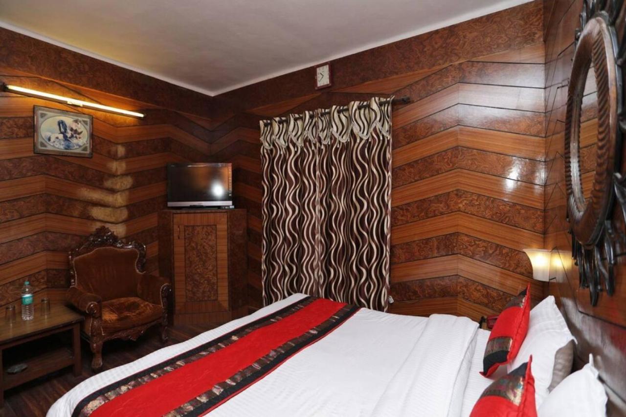 Goroomgo Ankur Lake View Mall Road Nainital - Prime Location With Luxury Room Kültér fotó